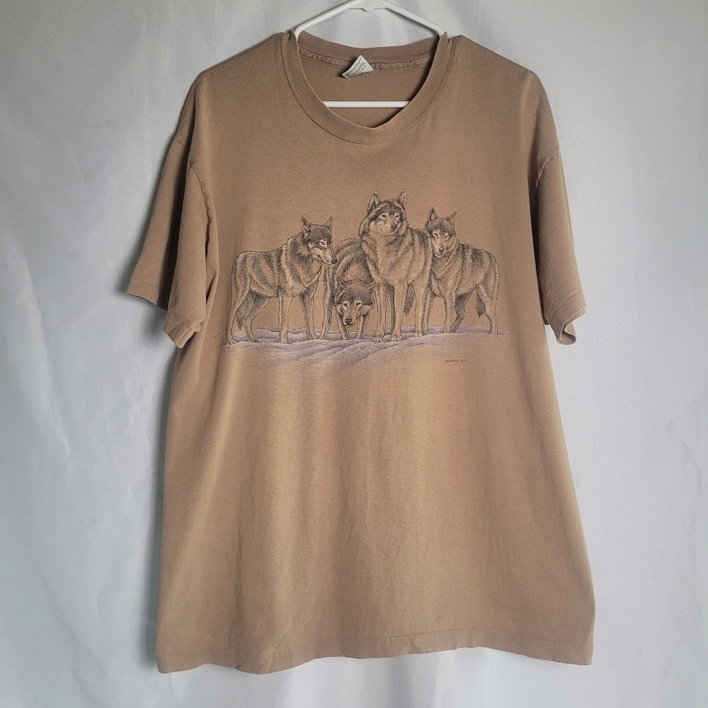 VTG 1990'S Wolf Wolves Print Single Stitch Tshirt Made USA Size XL Tan